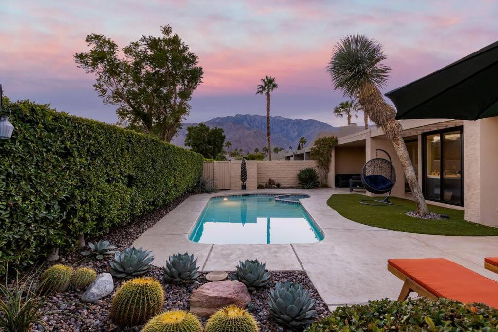 The Sunset House Pool & Spa Palm Springs Exteriör bild